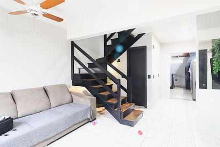 Casa à venda com 110m², 3 quartos e 2 vagasSala