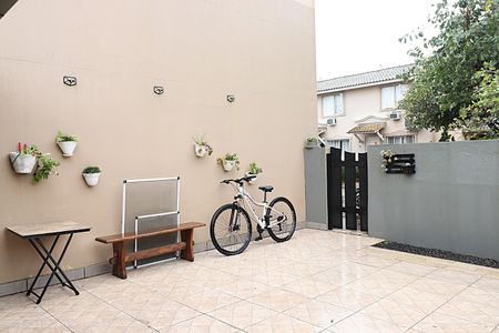 Casa à venda com 110m², 3 quartos e 2 vagasQuintal