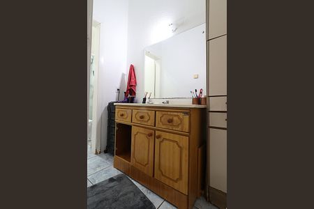 Casa à venda com 110m², 3 quartos e 2 vagasBanheiro - suíte