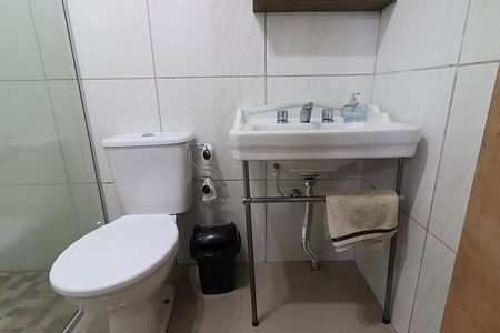 Casa à venda com 110m², 3 quartos e 2 vagasBanheiro Social