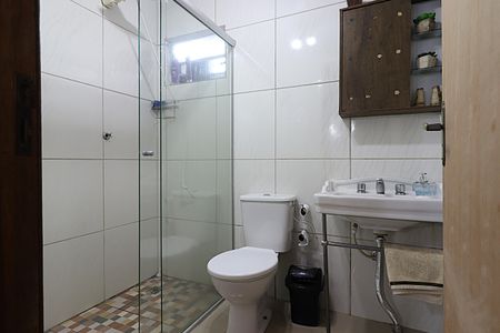 Casa à venda com 110m², 3 quartos e 2 vagasBanheiro Social