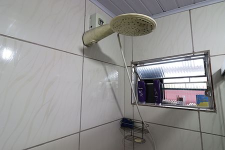 Casa à venda com 110m², 3 quartos e 2 vagasBanheiro Social - Chuveiro