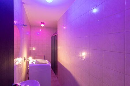 Banheiro de kitnet/studio à venda com 1 quarto, 36m² em Vila Buarque, São Paulo