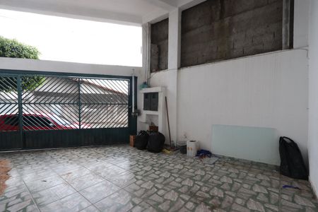 Garagem de casa para alugar com 2 quartos, 70m² em Cidade São Mateus, São Paulo