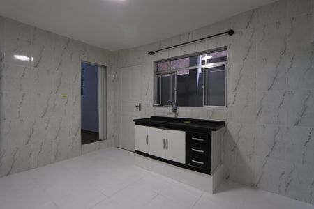 Cozinha de casa para alugar com 2 quartos, 70m² em Cidade São Mateus, São Paulo