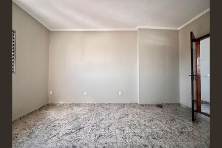 Casa à venda com 100m², 3 quartos e 14 vagasQuarto 2