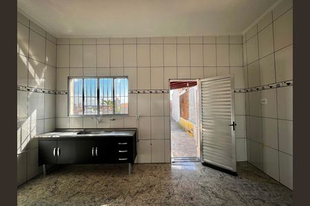Casa à venda com 100m², 3 quartos e 14 vagasCozinha