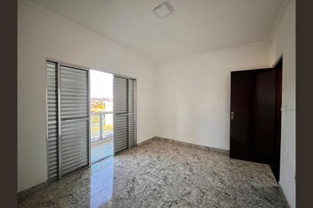 Casa à venda com 100m², 3 quartos e 14 vagasQuarto 1