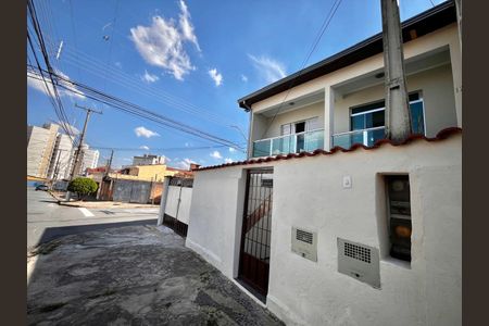 Casa à venda com 100m², 3 quartos e 14 vagasFachada