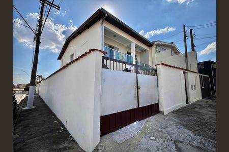 Casa à venda com 100m², 3 quartos e 14 vagasFachada