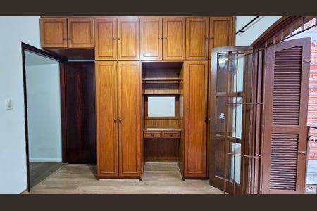 Casa à venda com 130m², 4 quartos e 2 vagasQuarto 2