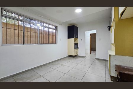 Casa à venda com 130m², 4 quartos e 2 vagasCozinha