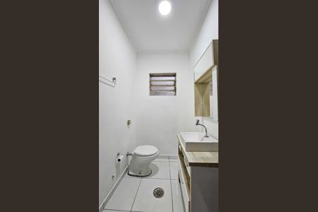 Casa à venda com 130m², 4 quartos e 2 vagasBanheiro 2