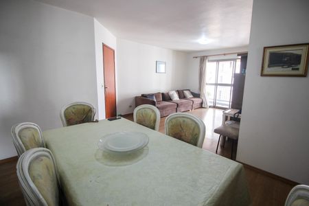 Sala de apartamento para alugar com 3 quartos, 120m² em Chácara Agrindus, Taboão da Serra