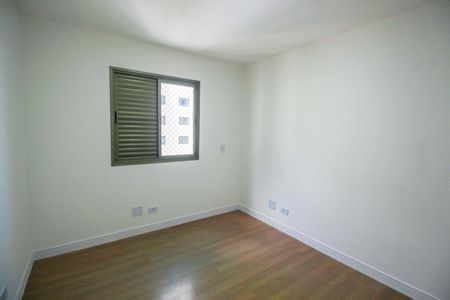 Apartamento para alugar com 120m², 3 quartos e 2 vagasQuarto 1