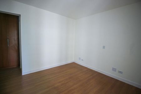 Apartamento para alugar com 120m², 3 quartos e 2 vagasSuíte