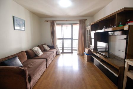 Sala de apartamento para alugar com 3 quartos, 120m² em Chácara Agrindus, Taboão da Serra