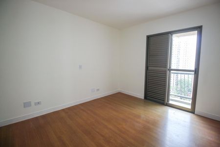 Apartamento para alugar com 120m², 3 quartos e 2 vagasSuíte