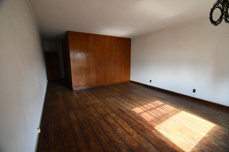Casa à venda com 1570m², 7 quartos e 6 vagasSuíte 1