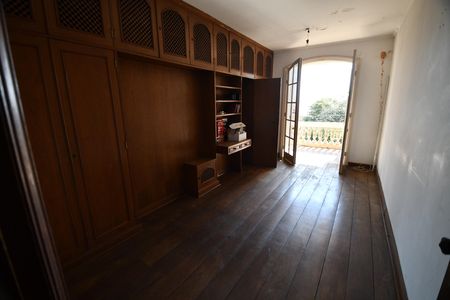 Casa à venda com 1570m², 7 quartos e 6 vagas Suíte 4