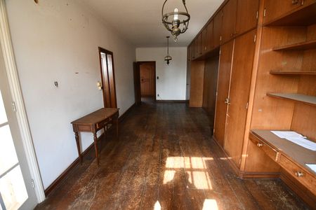 Casa à venda com 1570m², 7 quartos e 6 vagasSuíte 2