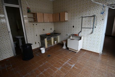 Casa à venda com 1570m², 7 quartos e 6 vagasÁrea de Serviço