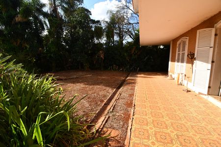 Casa à venda com 1570m², 7 quartos e 6 vagasVaranda