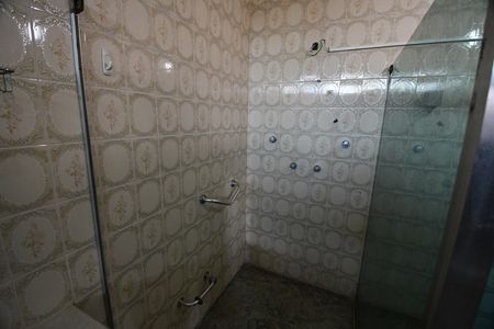 Casa à venda com 1570m², 7 quartos e 6 vagasBanheiro Suíte 1