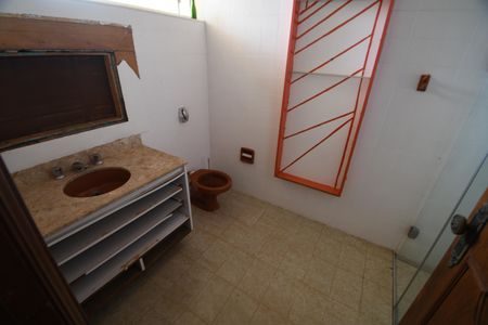 Casa à venda com 1570m², 7 quartos e 6 vagasBanheiro Suíte 4
