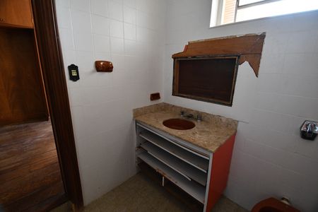 Casa à venda com 1570m², 7 quartos e 6 vagasBanheiro Suíte 4