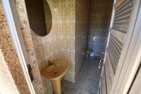Casa à venda com 1570m², 7 quartos e 6 vagasBanheiro da Piscina