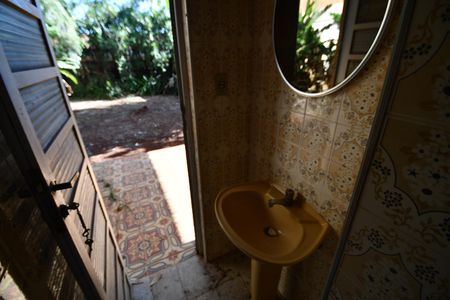 Casa à venda com 1570m², 7 quartos e 6 vagasBanheiro da Piscina