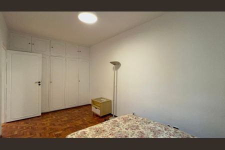 Apartamento à venda com 131m², 3 quartos e 2 vagas Apartamento à venda com 131m², 3 quartos e 2 vagasQuarto 1