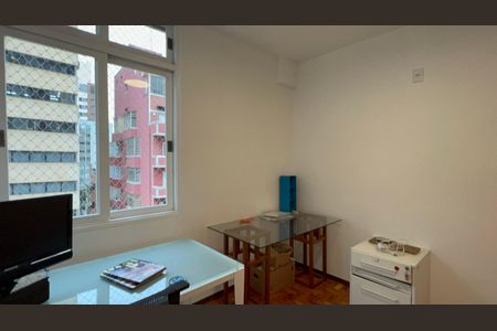 Apartamento à venda com 131m², 3 quartos e 2 vagas Apartamento à venda com 131m², 3 quartos e 2 vagasQuarto 2