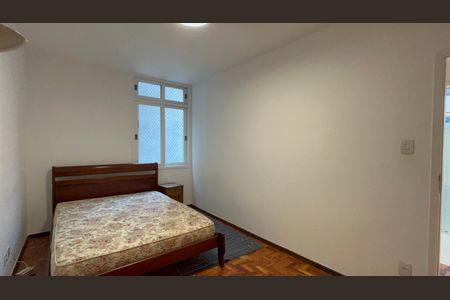 Apartamento à venda com 131m², 3 quartos e 2 vagas Apartamento à venda com 131m², 3 quartos e 2 vagasQuarto 1