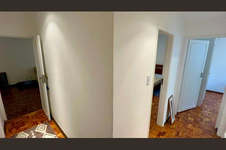 Apartamento à venda com 131m², 3 quartos e 2 vagas Apartamento à venda com 131m², 3 quartos e 2 vagasCorredor