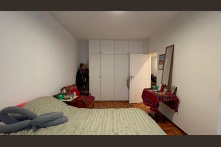 Apartamento à venda com 131m², 3 quartos e 2 vagas Apartamento à venda com 131m², 3 quartos e 2 vagasSuite