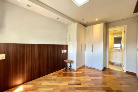 Apartamento à venda com 74m², 2 quartos e 1 vaga Apartamento à venda com 74m², 2 quartos e 1 vagaSuíte