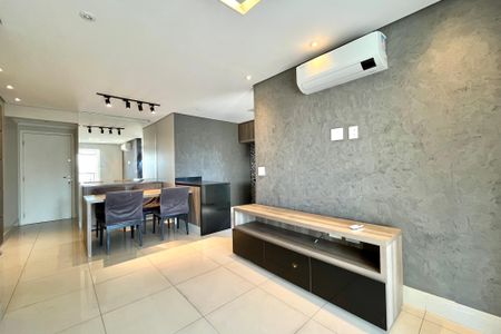 Sala de apartamento à venda com 2 quartos, 74m² em Jardim Prudência, São Paulo