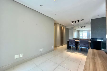 Sala de apartamento à venda com 2 quartos, 74m² em Jardim Prudência, São Paulo