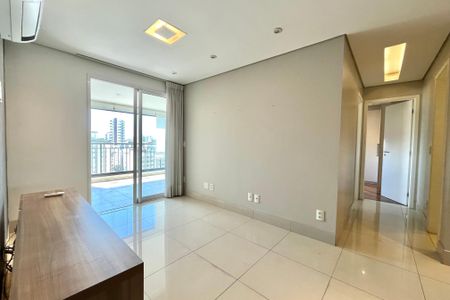 Sala de apartamento à venda com 2 quartos, 74m² em Jardim Prudência, São Paulo