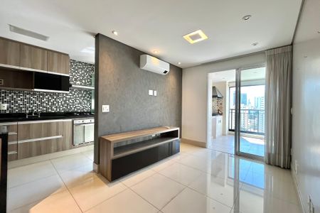 Apartamento à venda com 74m², 2 quartos e 1 vaga Apartamento à venda com 74m², 2 quartos e 1 vagaSala