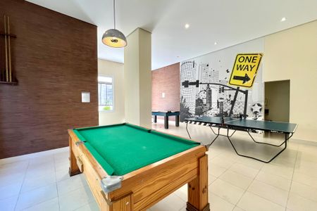 Apartamento à venda com 74m², 2 quartos e 1 vaga Apartamento à venda com 74m², 2 quartos e 1 vagaÁrea comum - Salão de Jogos
