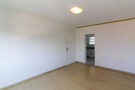 Apartamento à venda com 65m², 2 quartos e 1 vagaSala