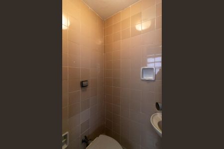 Apartamento à venda com 65m², 2 quartos e 1 vagaBanheiro de Serviço