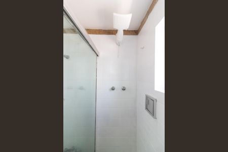 Apartamento à venda com 65m², 2 quartos e 1 vagaBanheiro Social