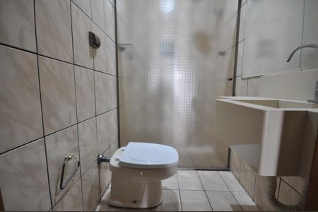 Casa à venda com 120m², 3 quartos e 1 vagaBanheiro da Suíte 2