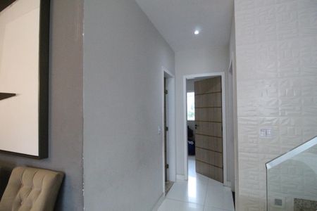 Casa de condomínio à venda com 232m², 4 quartos e 2 vagasSala - Corredor