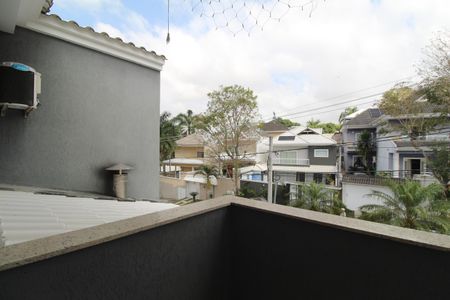 Casa de condomínio à venda com 232m², 4 quartos e 2 vagasSuíte - Varanda
