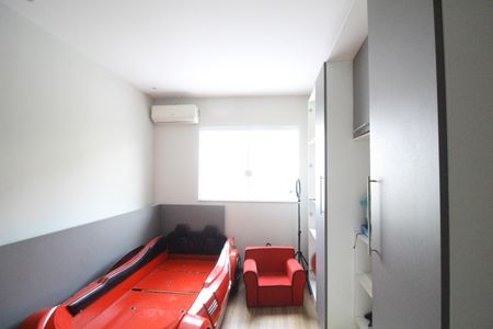 Casa de condomínio à venda com 232m², 4 quartos e 2 vagasQuarto 2